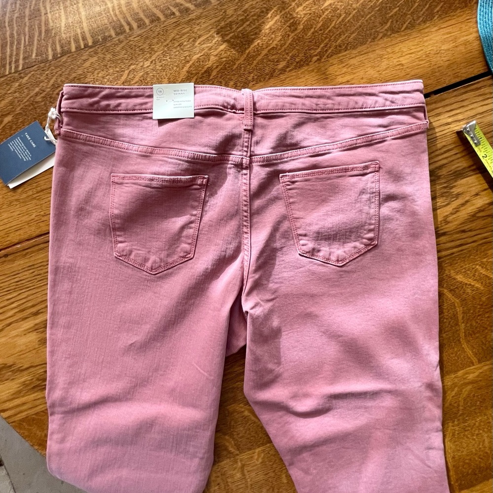 Universal Thread Jeans - Picture 12 of 12